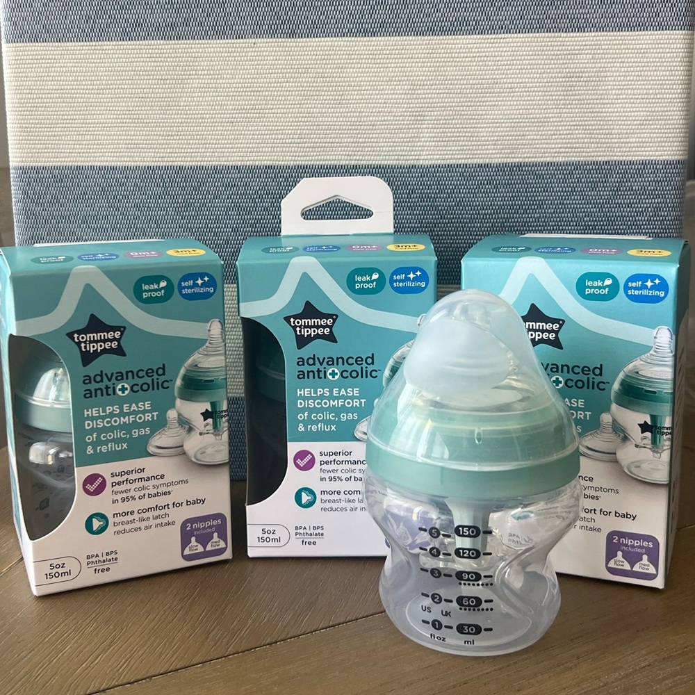 Tommee Tippee Advanced Anti-Colic Baby Bottle Set